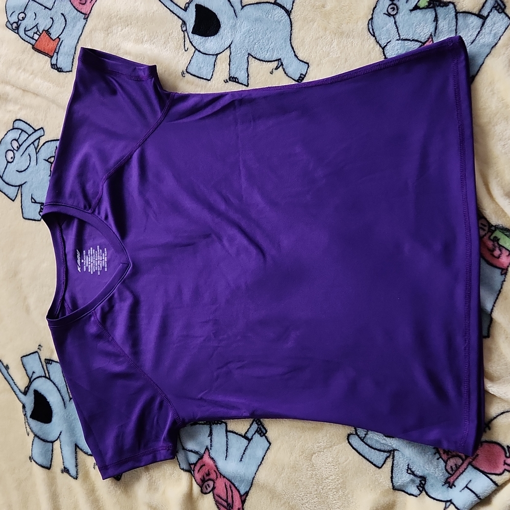 Kanu Surf Medium Purple Moisture Wicking t-shirt Swim Rashguard or Workout Top